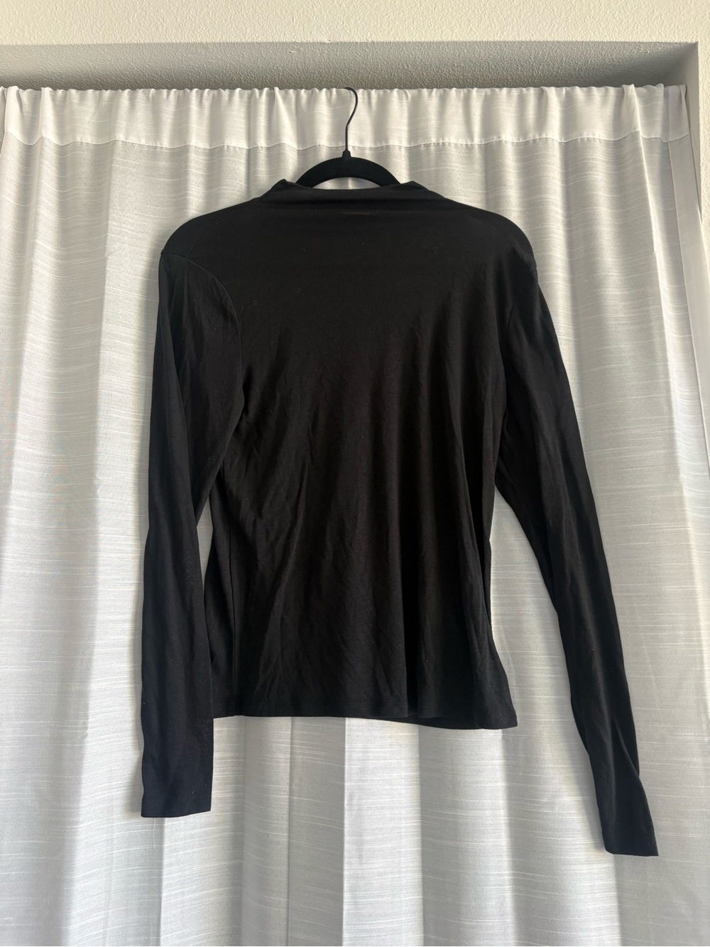 Abercrombie Sheer Classic Black Long-Sleeve Women's Top